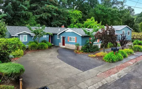 615 Antonio St, Cloverdale, CA 95425