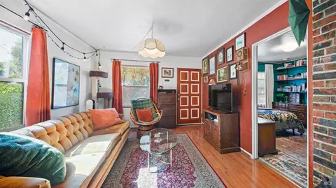 Living - 642 Wright St, Santa Rosa, CA 95404 photo 2 of 2