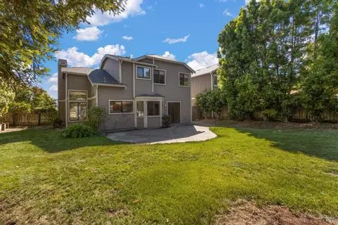Exterior - 103 Breezewalk Dr, Vallejo, CA 94591 photo 6 of 9