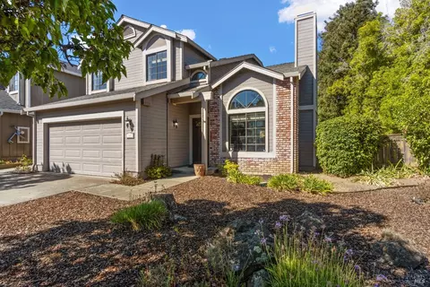 Exterior - 103 Breezewalk Dr, Vallejo, CA 94591 photo 2 of 9