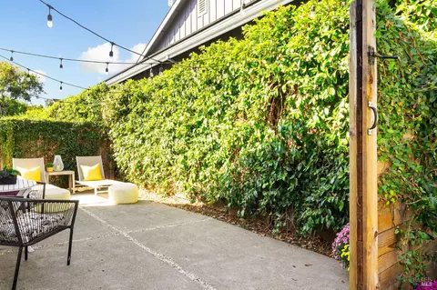 Exterior - 2005 Adrian St, Napa, CA 94559 photo 6 of 9
