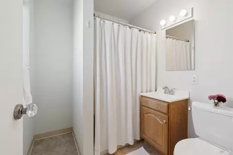 Bath - 73 Alta Dr, Petaluma, CA 94954 photo 1 of 3
