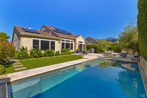 22 Orchid Dr, Larkspur, CA 94939