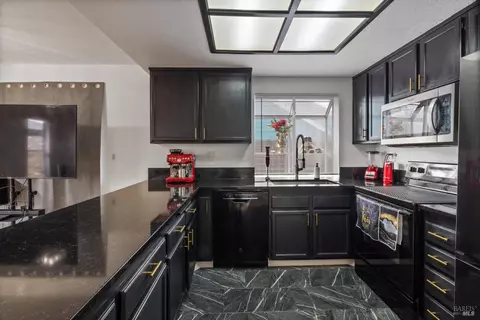 Kitchen - 191 Cimarron Dr, Vallejo, CA 94589 photo 2 of 3