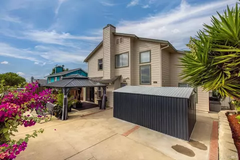 Exterior - 191 Cimarron Dr, Vallejo, CA 94589 photo 4 of 6