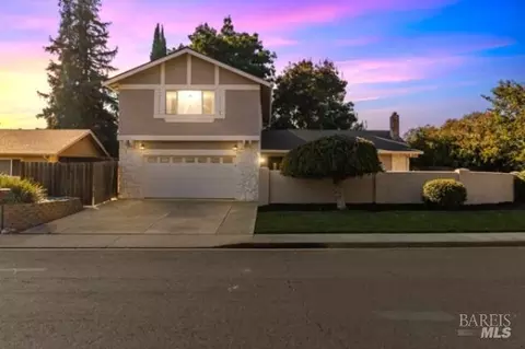3015 Redwood Dr, Fairfield, CA 94533