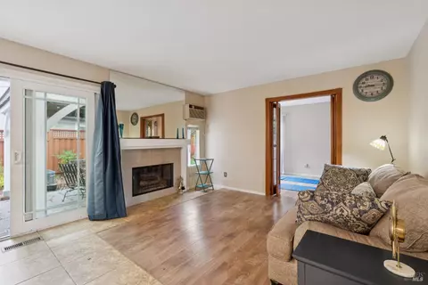 8501 Shadetree Dr, Windsor, CA 95492 photo 14