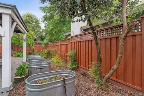 8501 Shadetree Dr, Windsor, CA 95492 photo 54