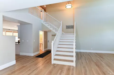 1185 Rochioli Dr, Windsor, CA 95492 photo 7