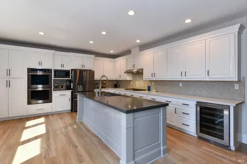 1185 Rochioli Dr, Windsor, CA 95492 photo 13