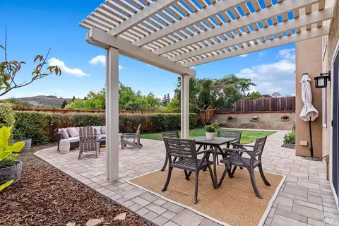 576 Daffodil Dr, Benicia, CA 94510 photo 20
