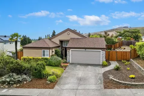 576 Daffodil Dr, Benicia, CA 94510
