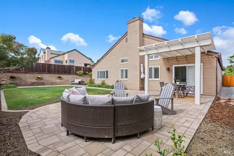 576 Daffodil Dr, Benicia, CA 94510 photo 21