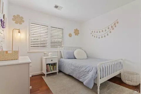 576 Daffodil Dr, Benicia, CA 94510 photo 18