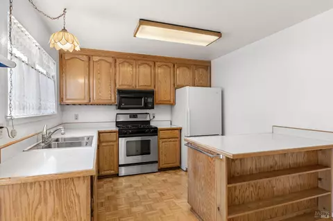 3510 Nut Tree Rd, Vacaville, CA 95687 photo 10