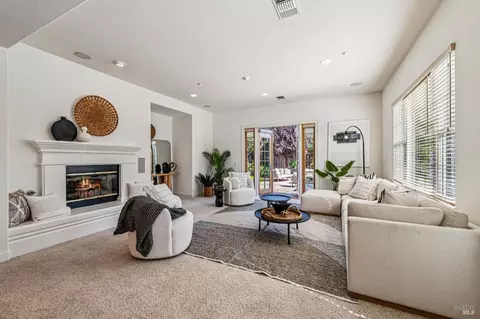 1220 Brockman Ln, Sonoma, CA 95476