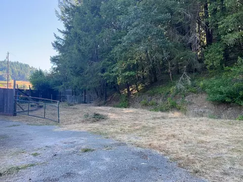 1901 Fort Bragg Rd, Willits, CA 95490 photo 3