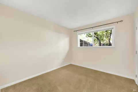 Bedroom - 255 Arbor St, Vacaville, CA 95688 photo 1 of 9