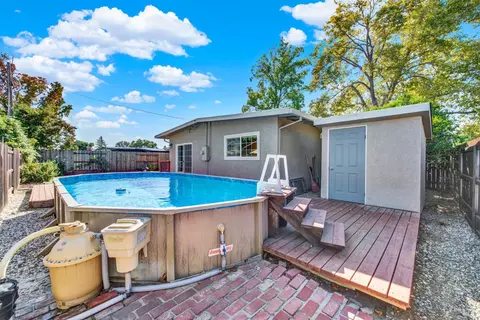 Exterior - 255 Arbor St, Vacaville, CA 95688 photo 12 of 15
