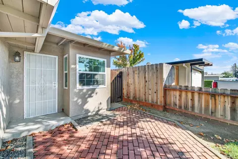 Exterior - 255 Arbor St, Vacaville, CA 95688 photo 3 of 15
