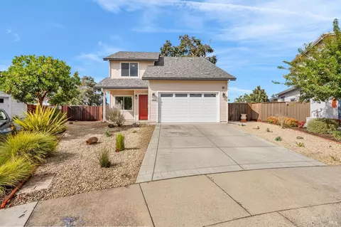 3751 Hennessy Pl, Santa Rosa, CA 95403