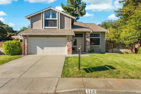 512 Oakmeadow Ct, Vacaville, CA 95687