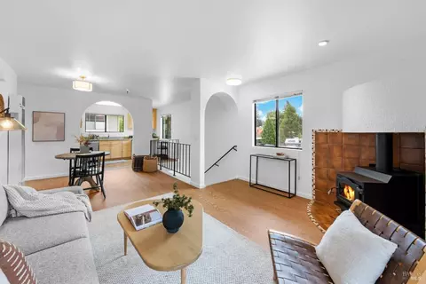 720 Petaluma Blvd S #27, Petaluma, CA 94952