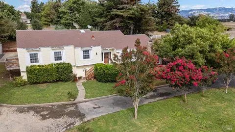 509 Rainsville Rd, Petaluma, CA 94952
