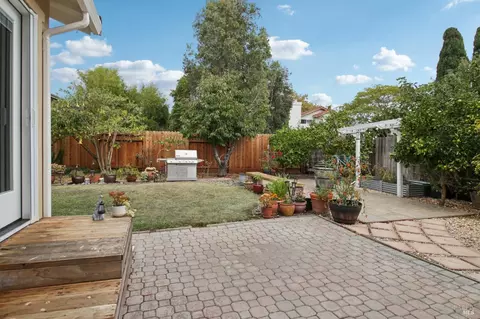 Exterior - 485 Avalon Cir, Vallejo, CA 94589 photo 3 of 5