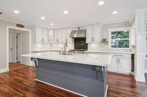 Kitchen - 485 Avalon Cir, Vallejo, CA 94589 photo 2 of 3