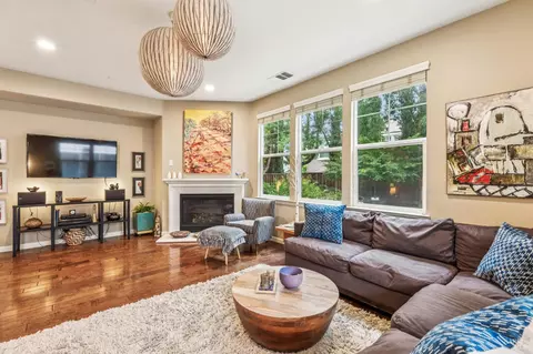 Living - 4155 Casper Way, Napa, CA 94558 photo 2 of 5