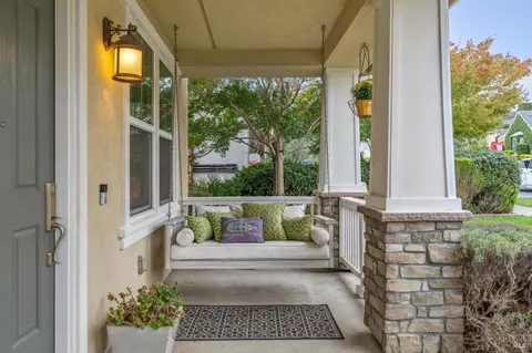Exterior - 4155 Casper Way, Napa, CA 94558 photo 4 of 26