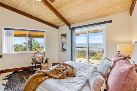 Bedroom - 568 Sunset Dr, Angwin, CA 94508 photo 4 of 7
