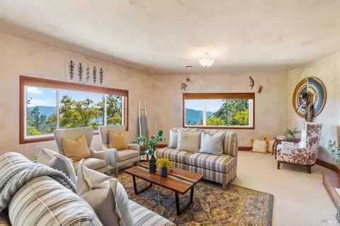Living - 568 Sunset Dr, Angwin, CA 94508 photo 4 of 5