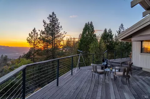 Exterior - 568 Sunset Dr, Angwin, CA 94508 photo 11 of 18
