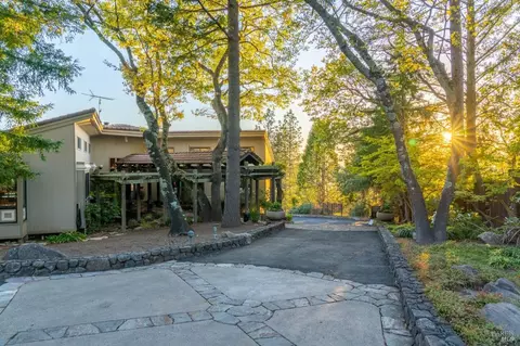 Exterior - 568 Sunset Dr, Angwin, CA 94508 photo 5 of 18