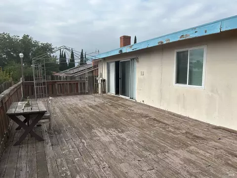 351 Springbrook Dr, Vallejo, CA 94591 photo 4