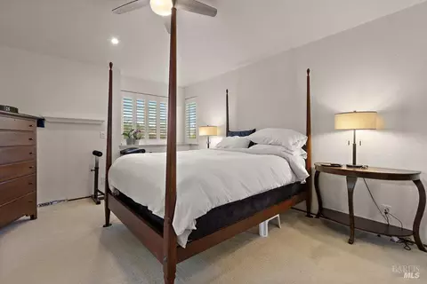 Bedroom - 564 Rose Dr, Benicia, CA 94510 photo 1 of 5