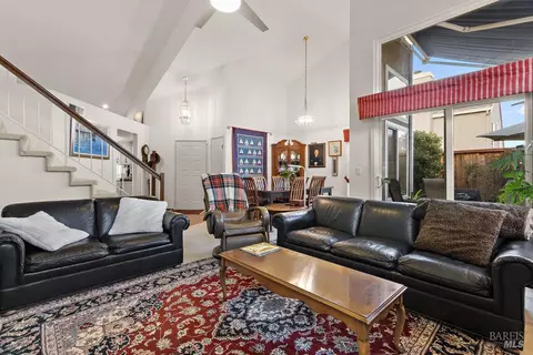 Living - 564 Rose Dr, Benicia, CA 94510 photo 3 of 3