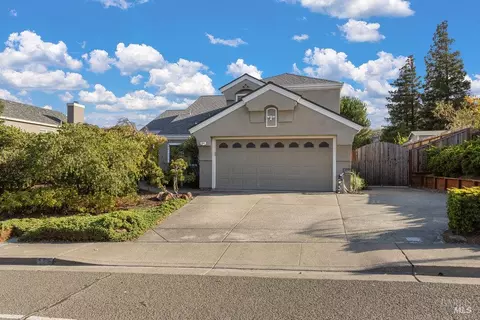Exterior - 564 Rose Dr, Benicia, CA 94510 photo 12 of 12