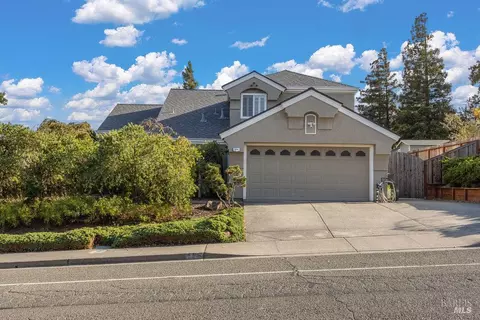 564 Rose Dr, Benicia, CA 94510