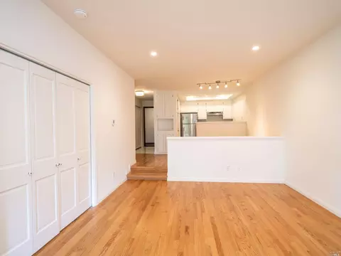 554 Seaver Dr, Mill Valley, CA 94941 photo 4