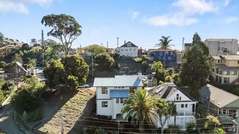 View/Area - 41 Vine Ave, Point Richmond, CA 94801 photo 6 of 8