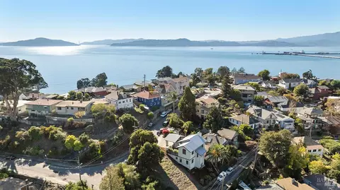 View/Area - 41 Vine Ave, Point Richmond, CA 94801 photo 4 of 8