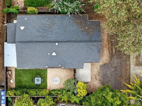Exterior - 2 Bulson Ct, Napa, CA 94559 photo 7 of 7