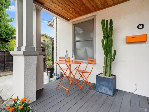 Exterior - 2 Bulson Ct, Napa, CA 94559 photo 3 of 7