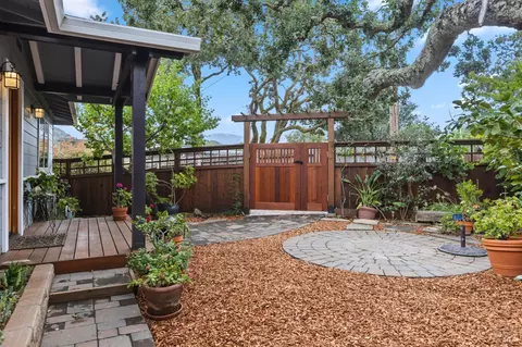 53 Manzanita Ct, Fairfax, CA 94930