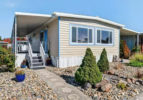 141 Stratford Way, Santa Rosa, CA 95404