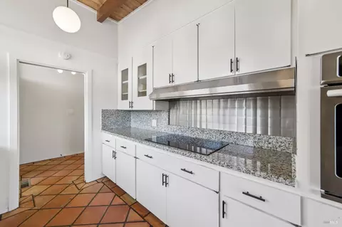 Kitchen - 608 Admiral Callaghan Ln, Vallejo, CA 94591 photo 2 of 2
