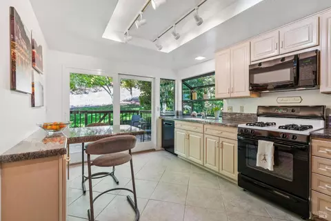 11 Chapparal Ct, Novato, CA 94949 photo 17